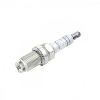 Свеча зажигания BOSCH 0242240648