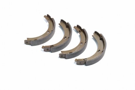 Колодка торм. барабан. MB W124, W201, W202, W210 задн. RIDER RD2638GS8208