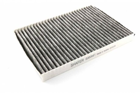 Фільтр салонний Huyndai Elantra, I30, Sonata, Kia Ceed, K5, вугільний шт. SHAFER SAK441